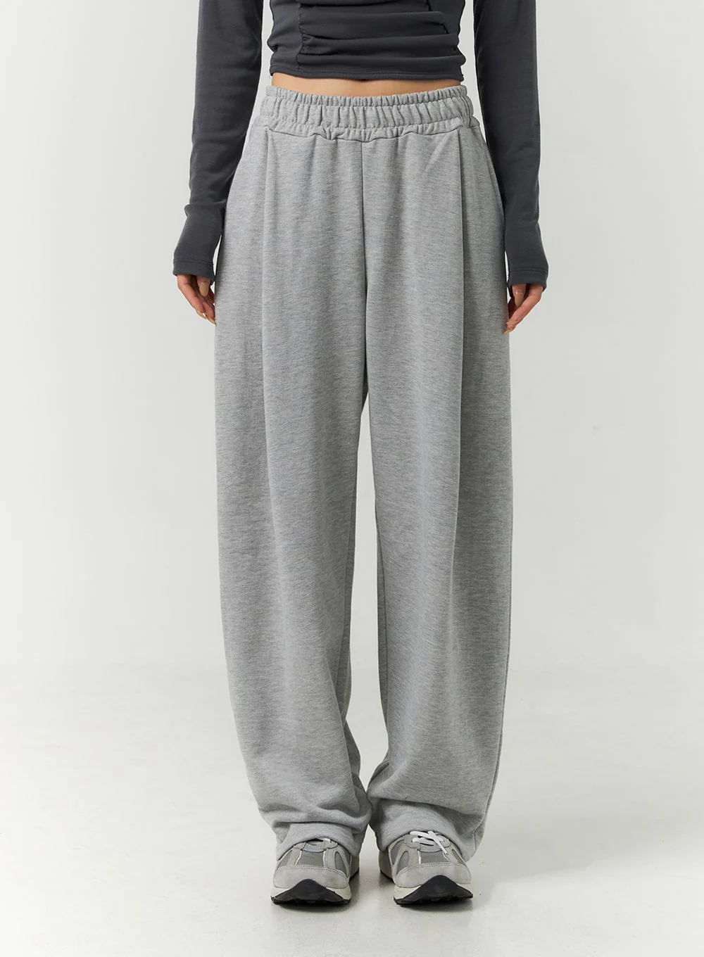 Pintuck Sweatpants CN317 - Image 4